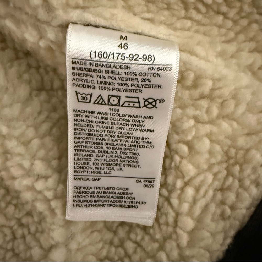 GAP Black Denim Sherpa lined Jacket - Picture 6 of 9
